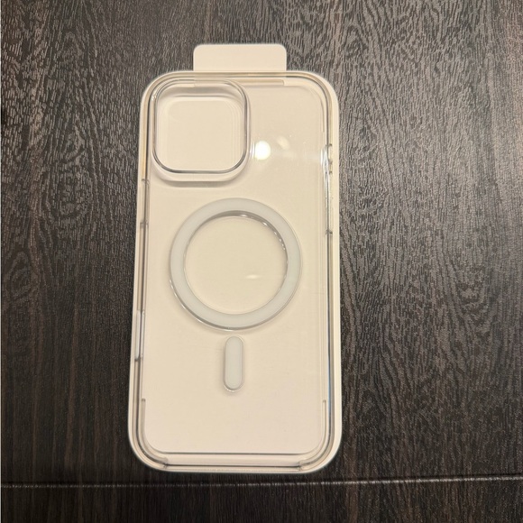 EUC Apple iPhone 16 Pro Max Transparent MagSafe Case - Picture 6 of 7